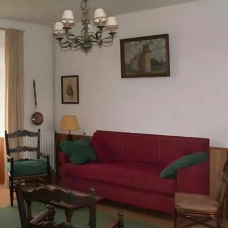 Du Château De Saveilles Paizay-Naudouin-Embourie