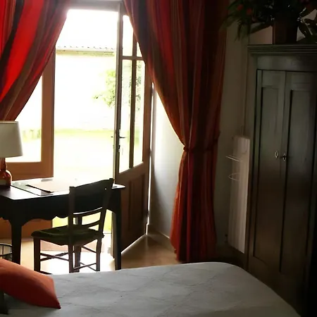 Du Château De Saveilles Hébergement de vacances