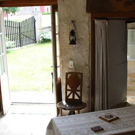 Du Château De Saveilles * Paizay-Naudouin-Embourie
