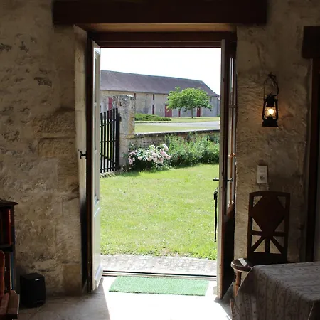 Hébergement de vacances Du Château De Saveilles *